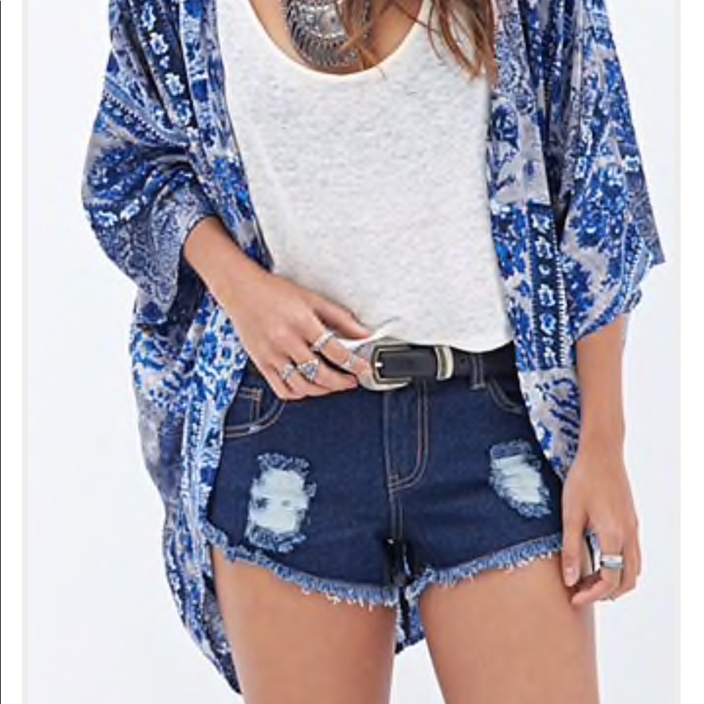 Forever 21 Distressed Dark Denim Shorts - Picture 2 of 8